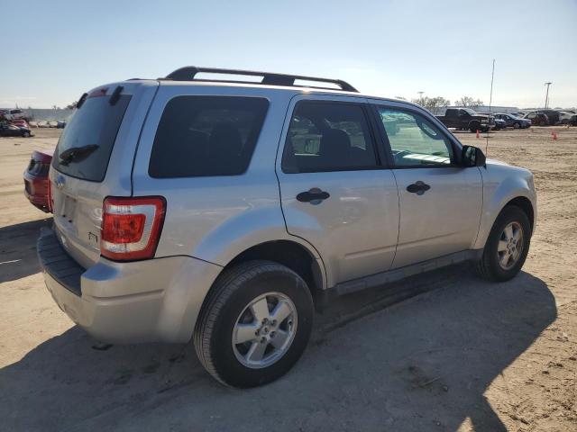 Photo 3 from auction – 2011 FORD ESCAPE XLT with VIN 1FMCU9DG2BKC23785