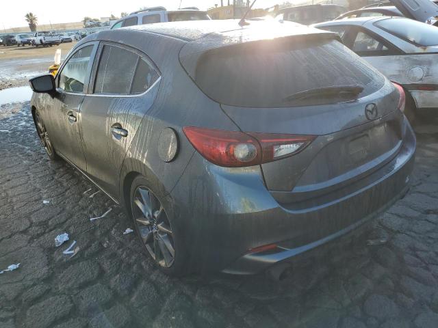 Photo 2 from auction – 2018 MAZDA 3 TOURING with VIN 3MZBN1L33JM212652