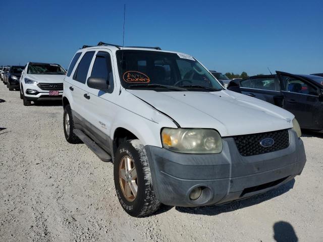 Photo 4 from auction – 2005 FORD ESCAPE XLS with VIN 1FMYU02Z95KC73853