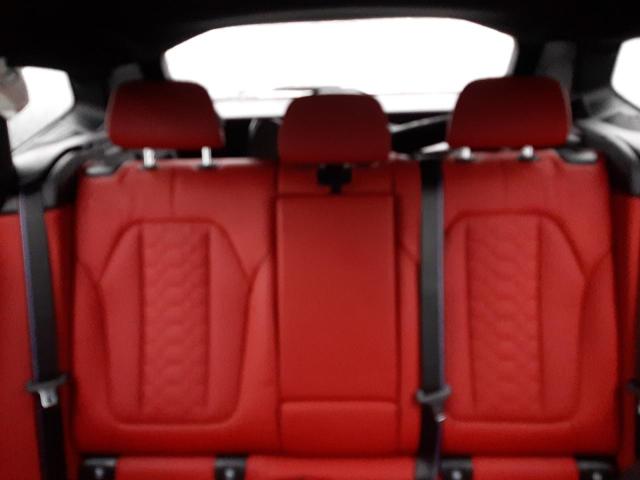Photo 10 from auction – 2023 BMW X3 M with VIN 5YM13EC01P9N54987