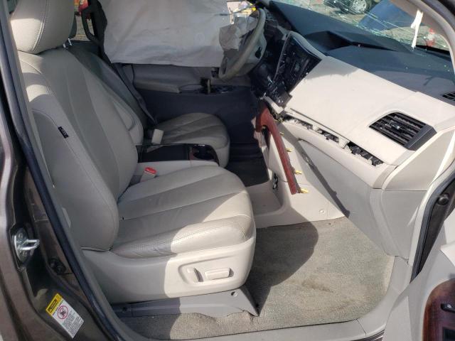 Photo 7 from auction – 2012 TOYOTA SIENNA XLE with VIN 5TDYK3DC0CS202339