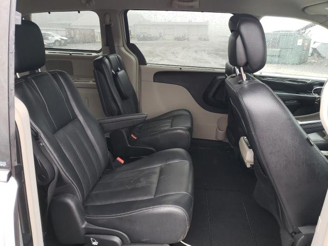 Photo 11 from auction – 2011 CHRYSLER TOWN & COU with VIN 2A4RR8DG8BR683779