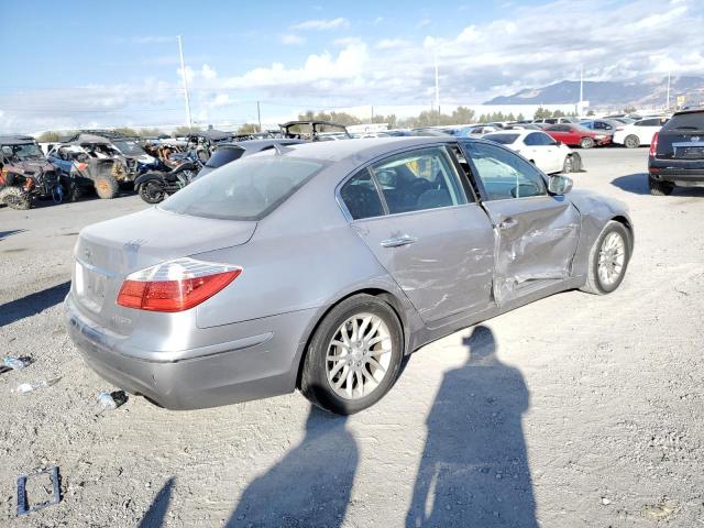 Photo 3 from auction – 2011 HYUNDAI GENESIS 3. with VIN KMHGC4DE1BU115703