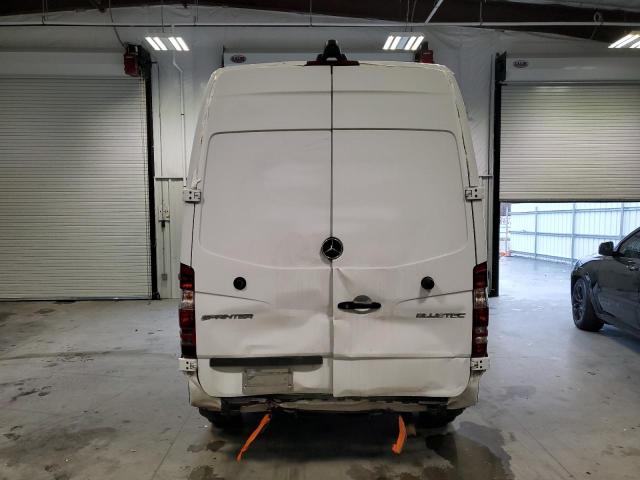 Photo 6 from auction – 2015 MERCEDES-BENZ SPRINTER 2 with VIN WD3PE7DC1F5968403
