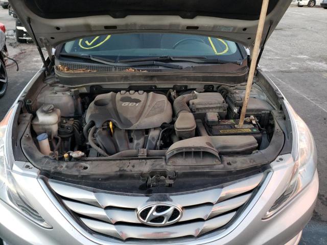 Photo 11 from auction – 2013 HYUNDAI SONATA SE with VIN 5NPEC4AC1DH684935