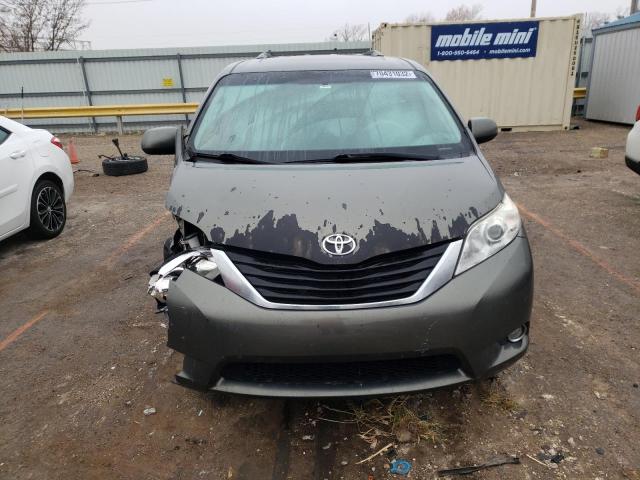 Photo 5 from auction – 2011 TOYOTA SIENNA XLE with VIN 5TDYK3DCXBS093306