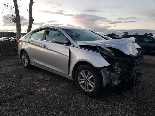 Photo 4 from auction – 2013 HYUNDAI SONATA GLS with VIN 5NPEB4AC3DH739081