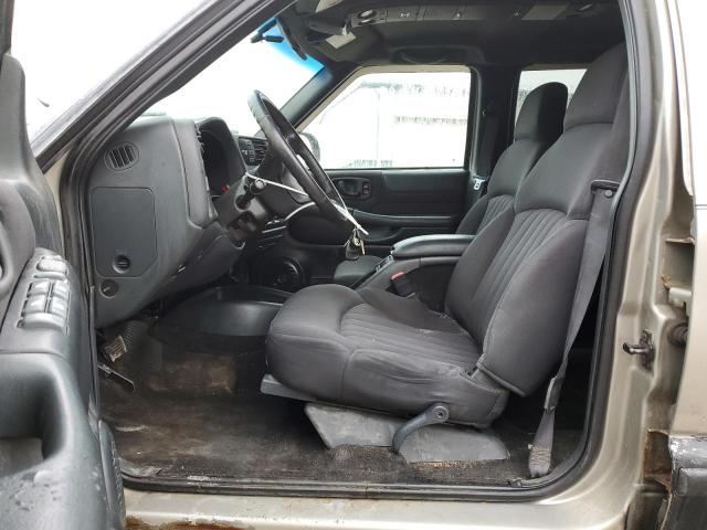 Photo 7 from auction – 2003 CHEVROLET BLAZER with VIN 1GNDT13X13K153025