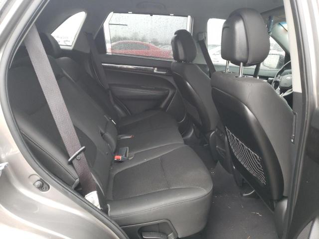 Photo 10 from auction – 2014 KIA SORENTO LX with VIN 5XYKT3A67EG460004