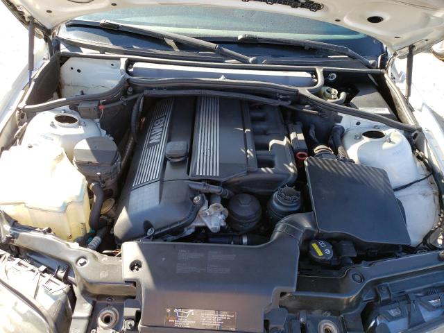 Photo 11 from auction – 2001 BMW 325 I with VIN WBAAV33431FV03037