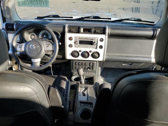 Photo 8 from auction – 2012 TOYOTA FJ CRUISER with VIN JTEZU4BF8CK012356