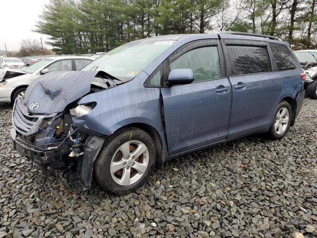 Photo 1 from auction – 2015 TOYOTA SIENNA LE with VIN 5TDKK3DC4FS558724