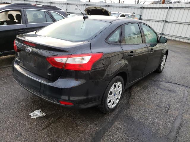Photo 3 from auction – 2012 FORD FOCUS SE with VIN 1FAHP3F20CL255023