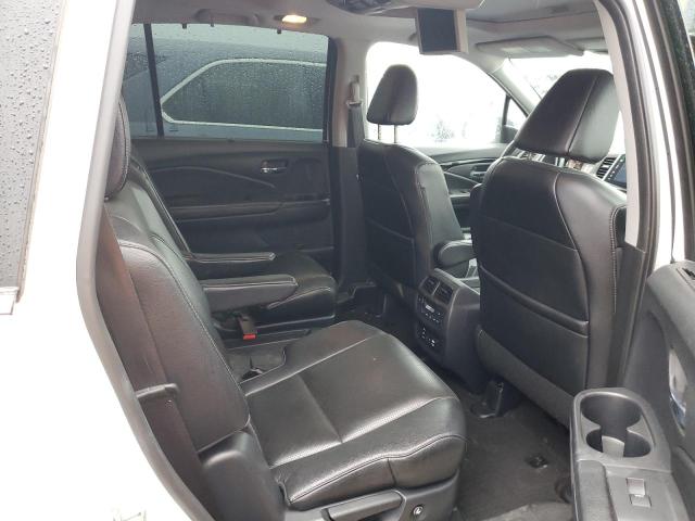 Photo 11 from auction – 2016 HONDA PILOT ELIT with VIN 5FNYF6H02GB103313
