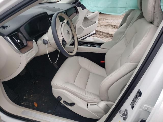 Photo 7 from auction – 2021 VOLVO XC60 T5 MO with VIN YV4102DK9M1696902