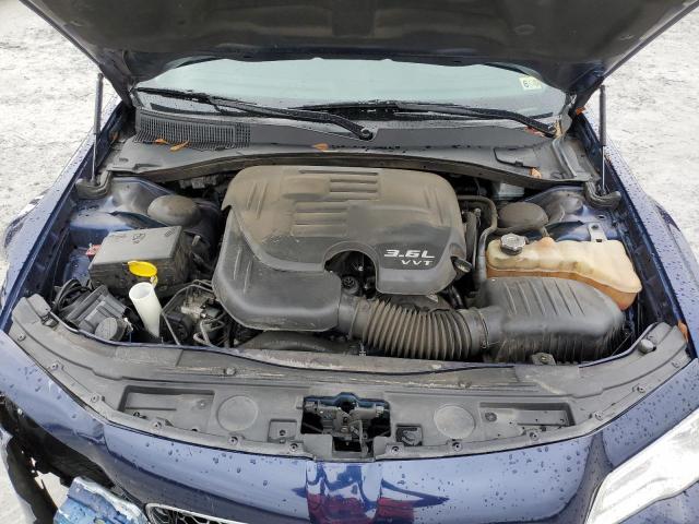 Photo 11 from auction – 2017 CHRYSLER 300C with VIN 2C3CCAKG5HH565568