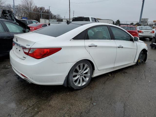 Photo 3 from auction – 2012 HYUNDAI SONATA SE with VIN 5NPEC4ABXCH463016