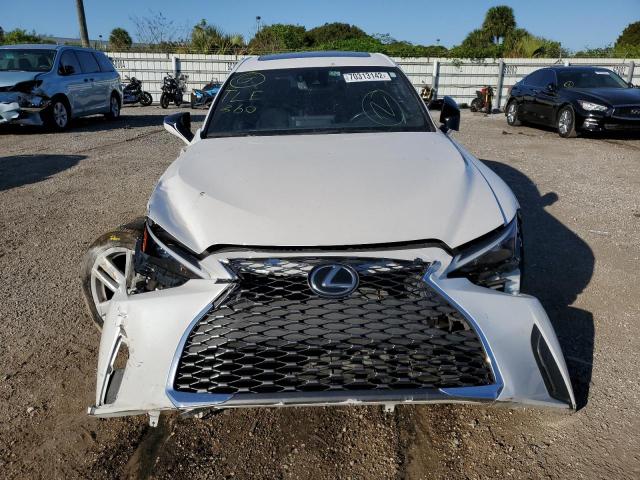 Photo 5 from auction – 2021 LEXUS IS 300 with VIN JTHCA1D27M5117772