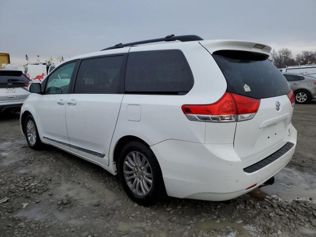 Photo 2 from auction – 2014 TOYOTA SIENNA XLE with VIN 5TDYK3DCXES466798