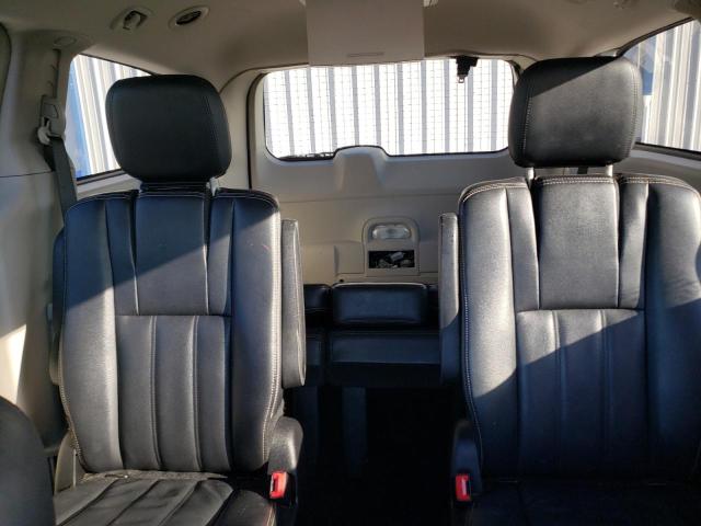 Photo 10 from auction – 2014 CHRYSLER TOWN & COU with VIN 2C4RC1BG9ER271330