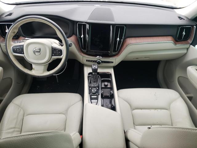 Photo 8 from auction – 2021 VOLVO XC60 T5 MO with VIN YV4102DK9M1696902
