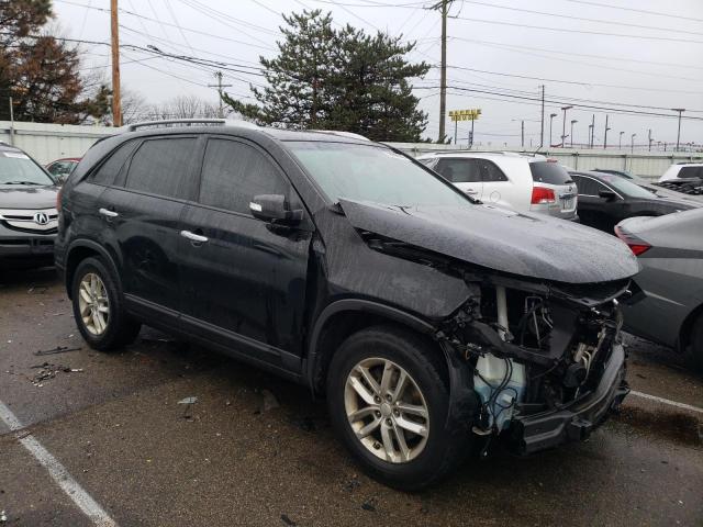 Photo 4 from auction – 2015 KIA SORENTO LX with VIN 5XYKT4A67FG654622