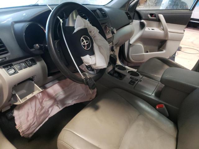 Photo 7 from auction – 2011 TOYOTA HIGHLANDER with VIN 5TDBK3EH8BS085804
