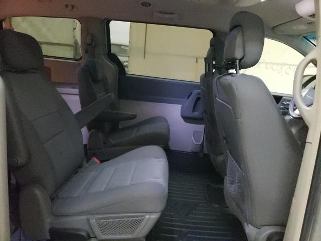 Photo 11 from auction – 2010 CHRYSLER TOWN & COU with VIN 2A4RR5D17AR461324