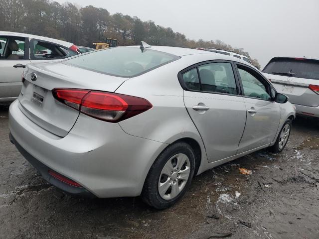 Photo 3 from auction – 2017 KIA FORTE LX with VIN 3KPFK4A76HE044742