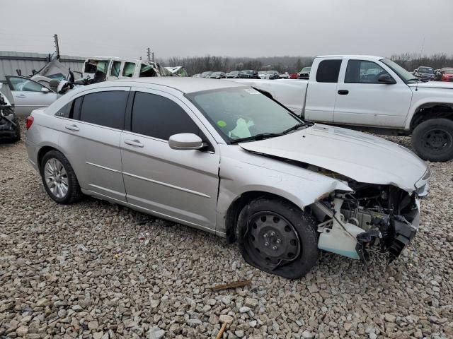 Photo 4 from auction – 2012 CHRYSLER 200 LX with VIN 1C3CCBAB1CN208657