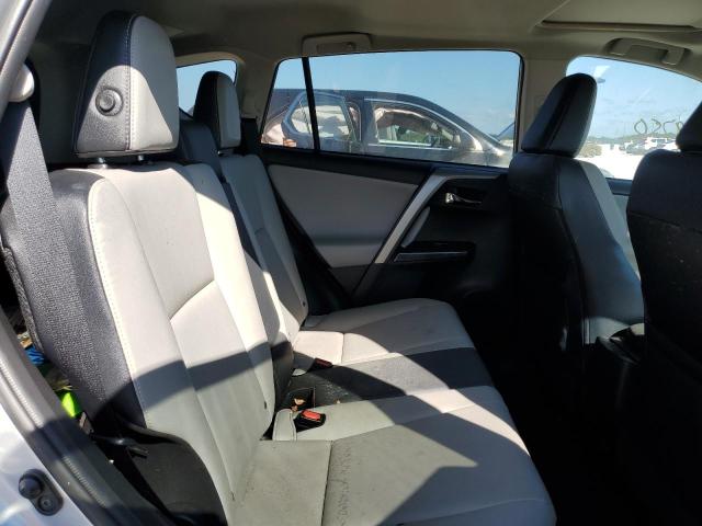 Photo 11 from auction – 2017 TOYOTA RAV4 LIMIT with VIN 2T3DFREV5HW573024
