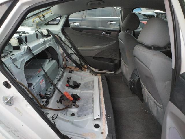 Photo 10 from auction – 2013 HYUNDAI SONATA HYB with VIN KMHEC4A46DA075044
