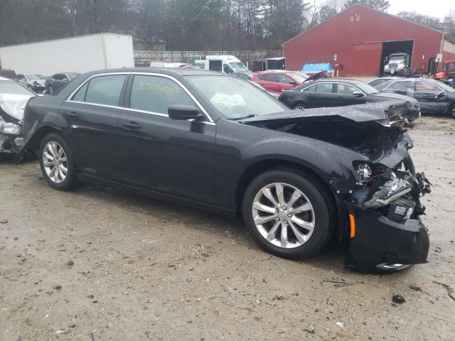 Photo 4 from auction – 2019 CHRYSLER 300 TOURIN with VIN 2C3CCARG3KH603666
