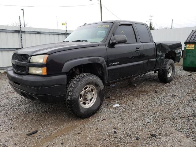 CHEVROLET SILVERADO 2003 with VIN 1GCHK29U23E142047 - Photo from auction