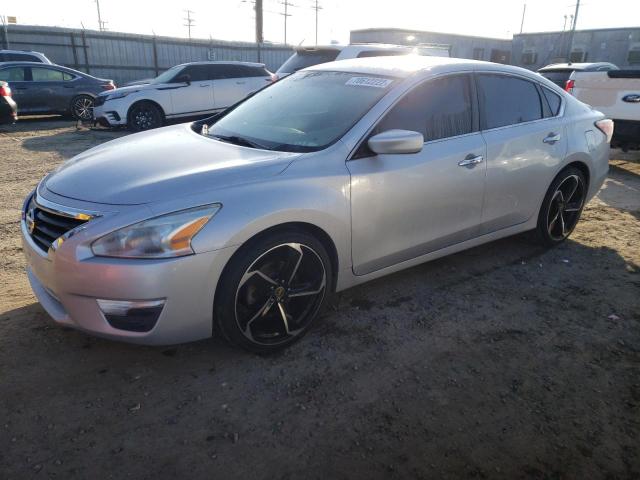 NISSAN ALTIMA 2.5 2015 with VIN 1N4AL3AP3FN327809 - Photo from auction