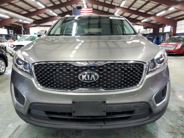Photo 5 from auction – 2017 KIA SORENTO LX with VIN 5XYPGDA35HG193083