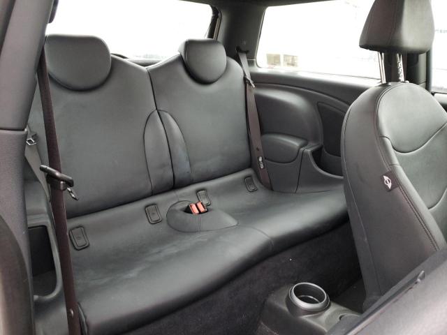 Photo 10 from auction – 2006 MINI COOPER S with VIN WMWRE33576TL17909
