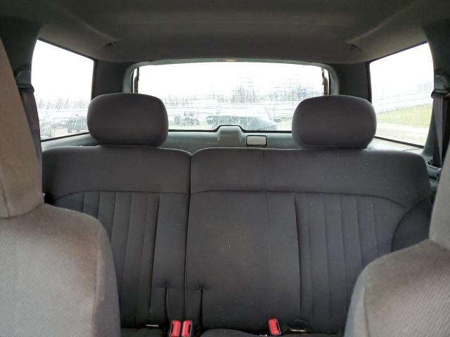 Photo 10 from auction – 2003 CHEVROLET BLAZER with VIN 1GNDT13X13K153025