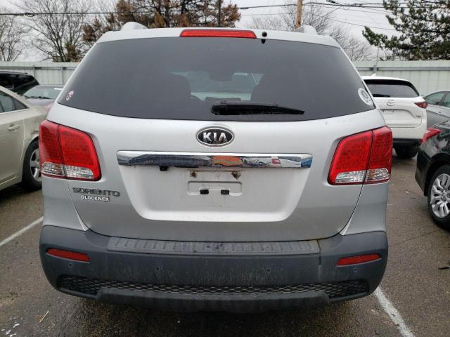 Photo 6 from auction – 2011 KIA SORENTO BA with VIN 5XYKT3A19BG137363