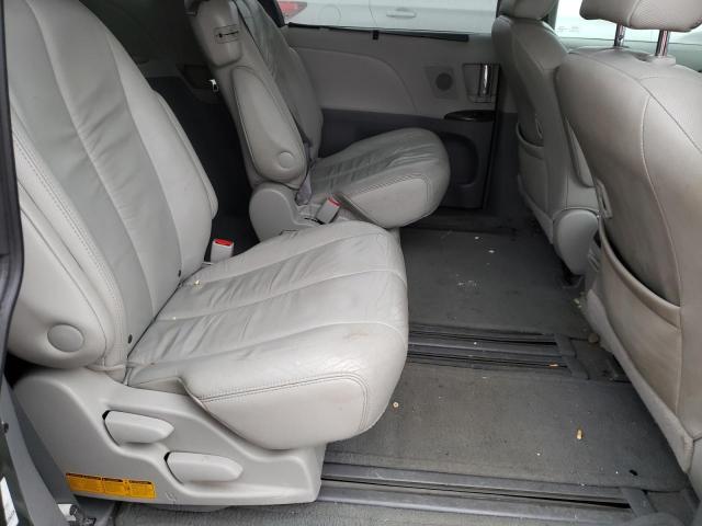 Photo 11 from auction – 2011 TOYOTA SIENNA XLE with VIN 5TDYK3DCXBS093306