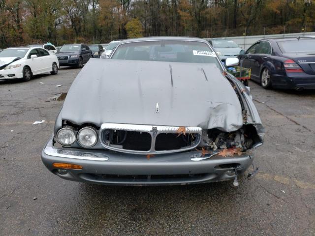 Photo 5 from auction – 2002 JAGUAR VANDENPLAS with VIN SAJDA24C52LF46250