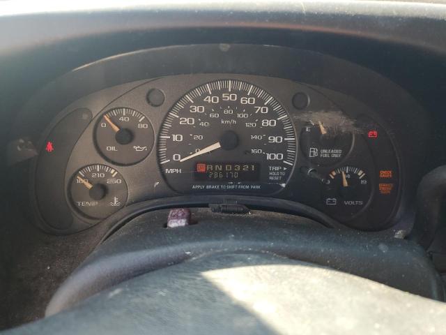 Photo 9 from auction – 2002 CHEVROLET EXPRESS G2 with VIN 1GCGG25RX21231174