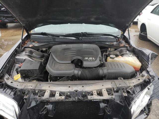 Photo 11 from auction – 2015 CHRYSLER 300 LIMITE with VIN 2C3CCAAG2FH930030