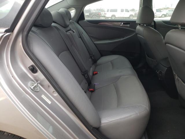Photo 10 from auction – 2012 HYUNDAI SONATA HYB with VIN KMHEC4A48CA059054