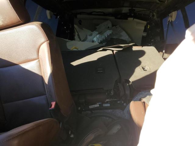 Photo 10 from auction – 2016 CHEVROLET SUBURBAN K with VIN 1GNSKJKC9GR249247