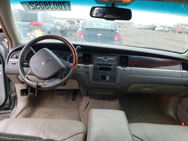 Photo 8 from auction – 2007 LINCOLN TOWN CAR S with VIN 1LNHM82W57Y625234