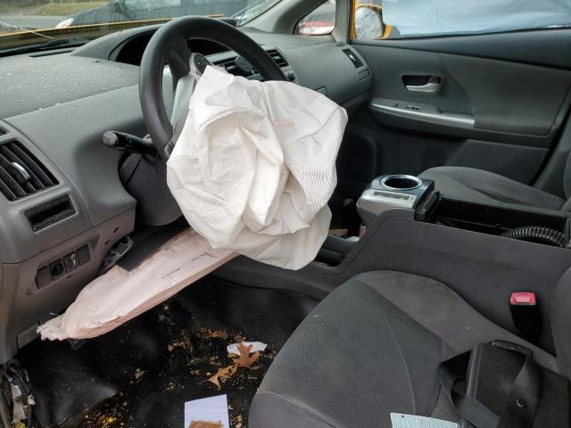 Photo 7 from auction – 2014 TOYOTA PRIUS V with VIN JTDZN3EU2E3311859