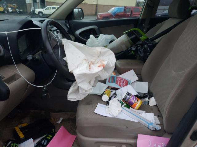 Photo 7 from auction – 2006 TOYOTA RAV4 LIMIT with VIN JTMBD31V565006171