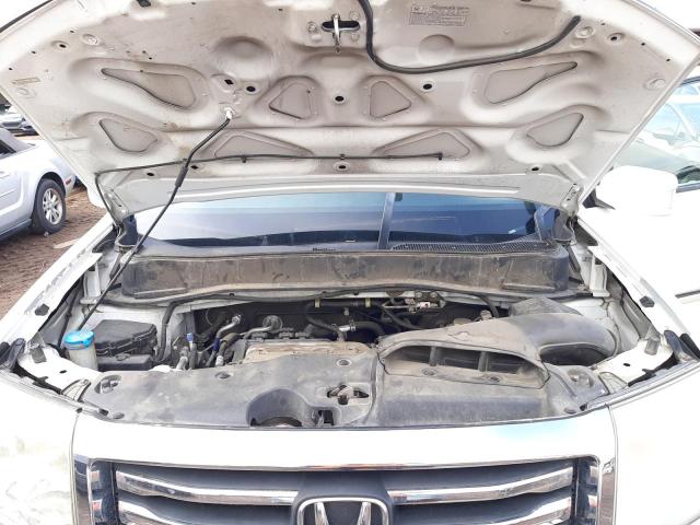 Photo 12 from auction – 2015 HONDA PILOT TOUR with VIN 5FNYF4H99FB034640