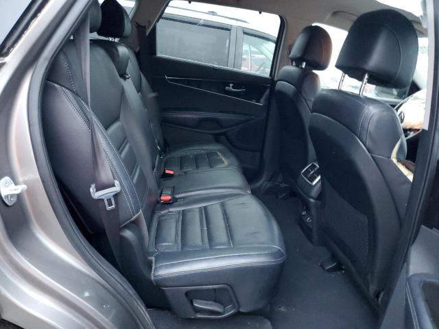 Photo 11 from auction – 2017 KIA SORENTO EX with VIN 5XYPHDA5XHG308808